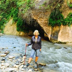 Meet your Posher, Linda